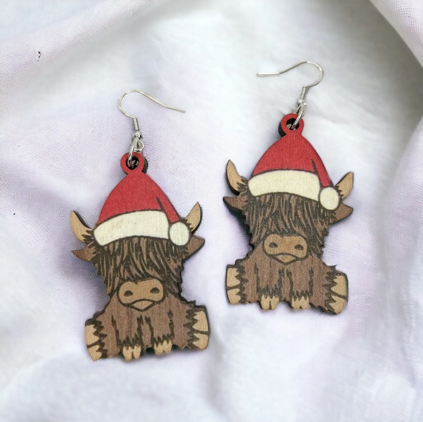 Christmas Highland Cow Earrings, Christmas Earrings, Christmas Jewelry, Avocado Jewelry, Handmade Earrings, Santa Claus, Santa Hat, Cow