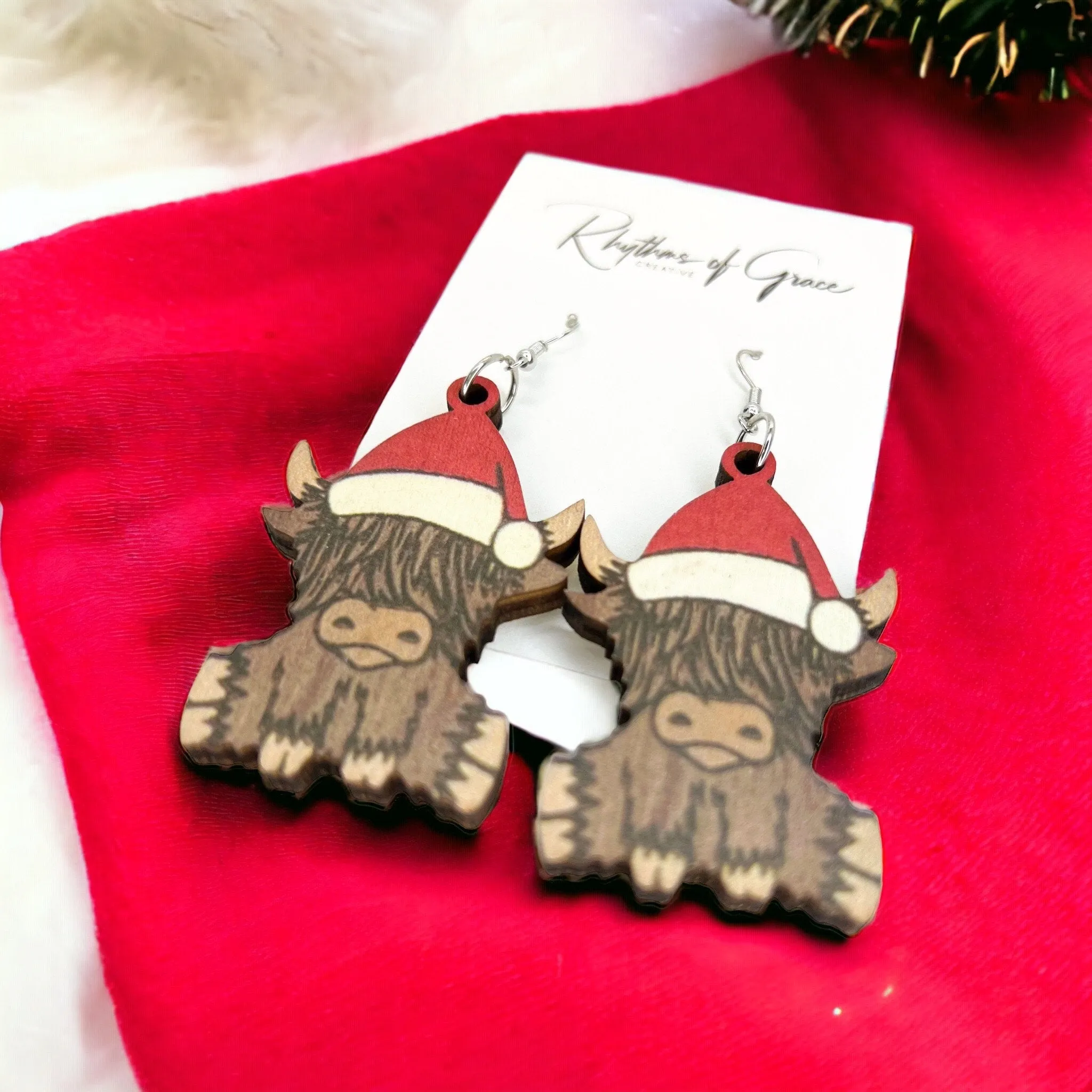 Christmas Highland Cow Earrings, Christmas Earrings, Christmas Jewelry, Avocado Jewelry, Handmade Earrings, Santa Claus, Santa Hat, Cow