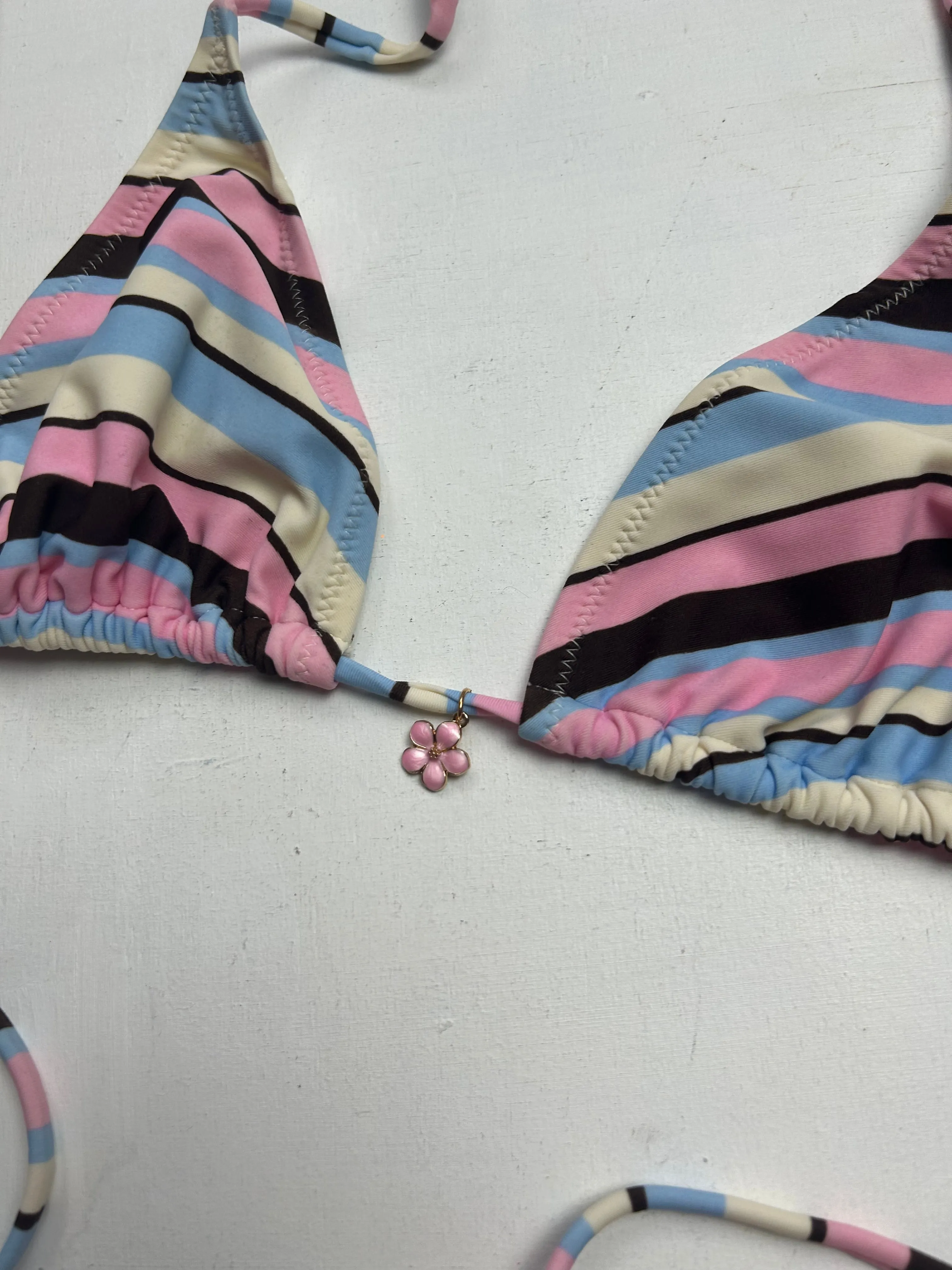 Pink striped y2k vintage bikini top (S)