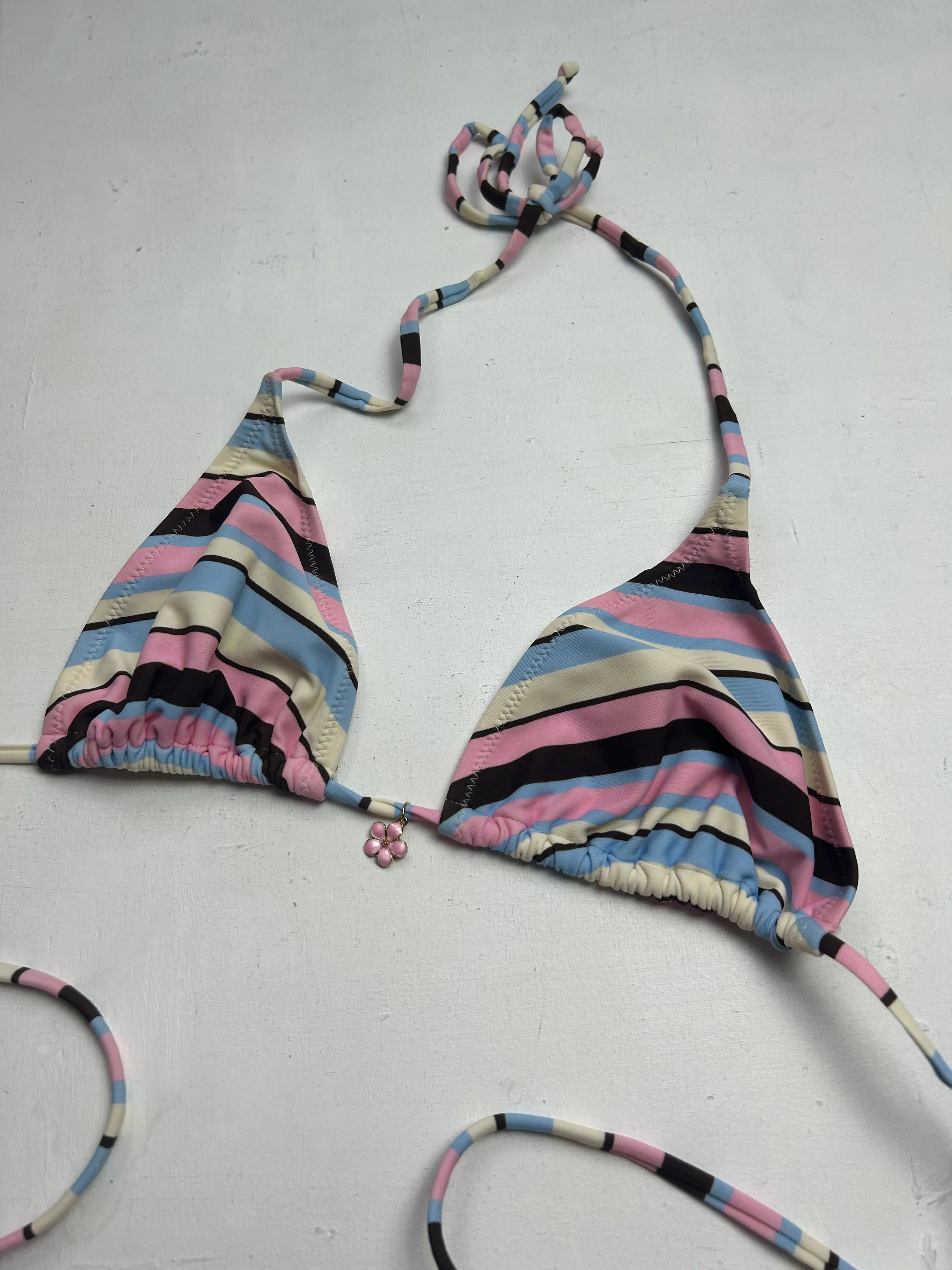 Pink striped y2k vintage bikini top (S)