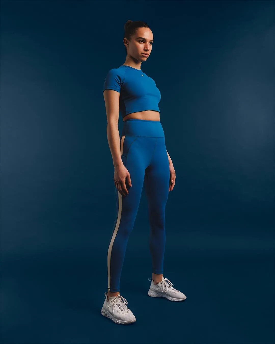 Training Short Sleeve Crop Top - Blue